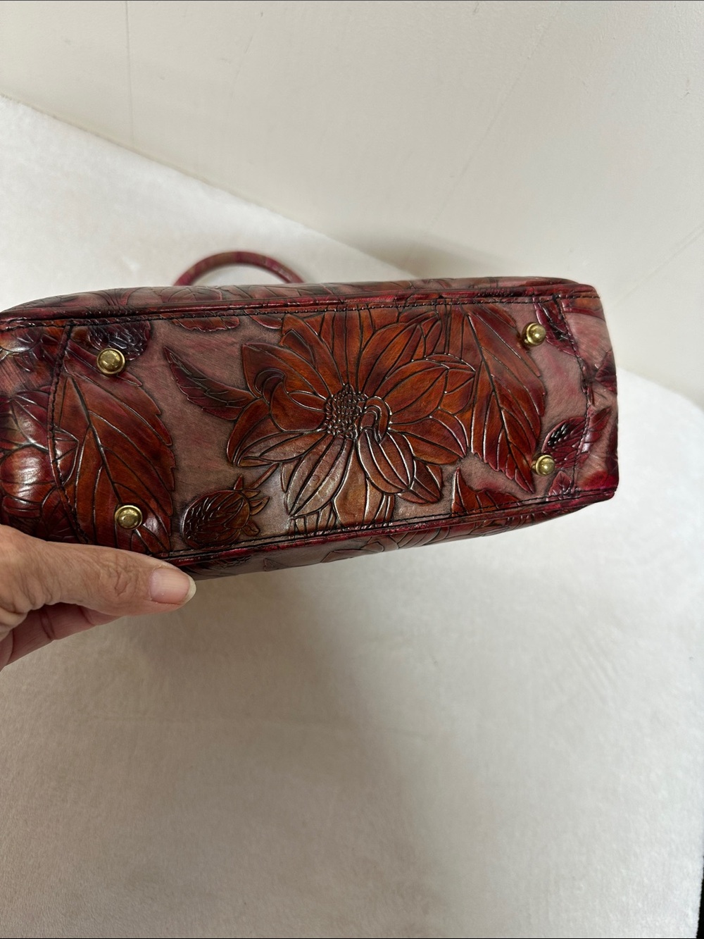 Rare vintage Embossed Brahmin Burgundy Floral Embossed Leather Satchel - Picture 4 of 13